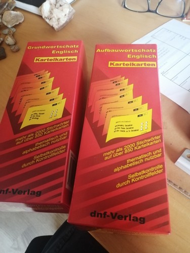 Karteikarten - x,